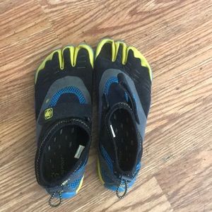 Boys water shoes size 6